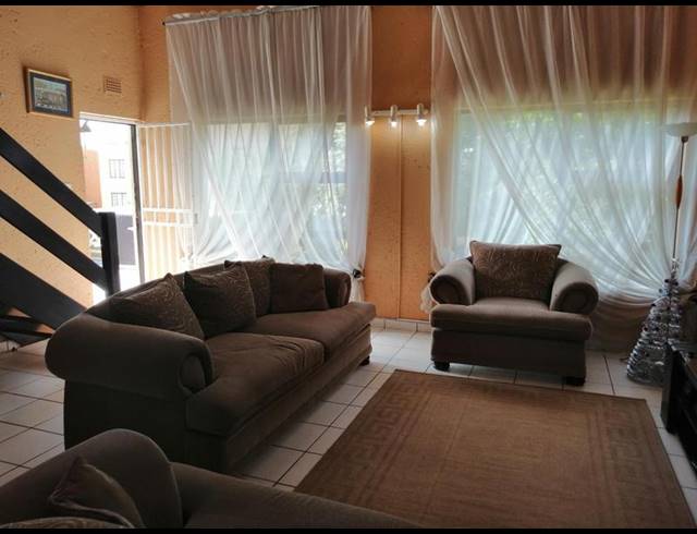 3 BEDROOM COMPLEX FOR SALE IN EDEN GLEN